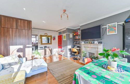 2-Bed Apartment - Sleeps 4 - Greenwich - Foto 1