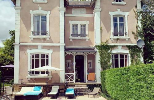 Villa Sleeps 8 with Pool and Hot Tub - Foto 6