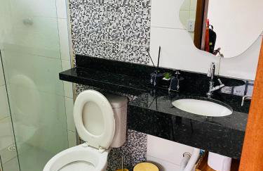 Apartamento a 250 metros da Praia do Sapê e Maranduba - Piscina e Ar condicionado - Foto 16