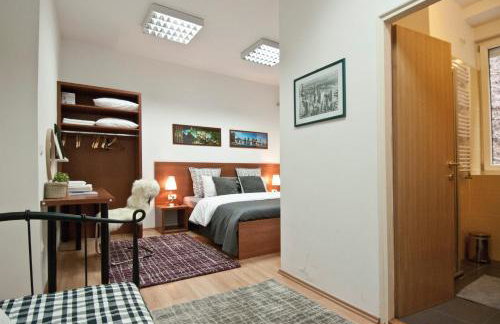 City Lights Apartment - Photo 3
