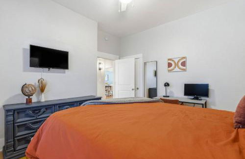 Historic W University | Walk to 4th Ave + Trolley - Foto 26