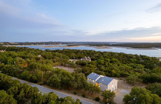 Lavish Lake Getaway - Foto 35