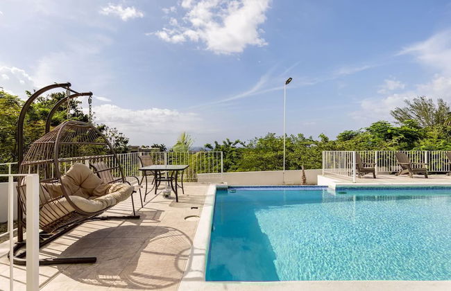 Charming Sea View Town House Chef Driver Optional - Photo 19