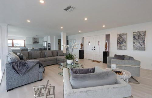 Stunning Waterfront Home with Southeast Bay Frontage - Villa Cuquita - Foto 12