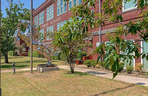 Downtown Loft no 307 - Photo 8