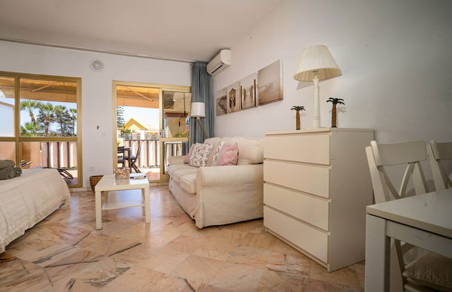 Studio in Marbella Near Romana Playa Beach - Photo 5