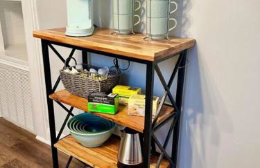 Downtown Charm, 3 Bdr, Near Rest and Bars - Photo 23