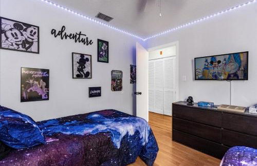 Luxury 3BR Condo Near Disney with Pool - Foto 23