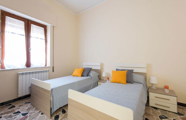 Casetta vista mare in piazza a Mondello - Foto 4