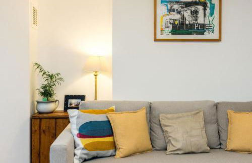 NEW Stylish 1 Bedroom Flat with Garden | London - Foto 4