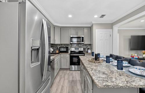 Duval Den |3BR & Backyard|15 Mins to Downtown JAX - Photo 27