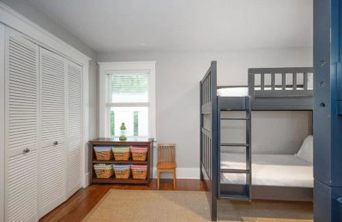 Sunset Shores Sanctuary by Juniper Holiday + Home - Photo 35