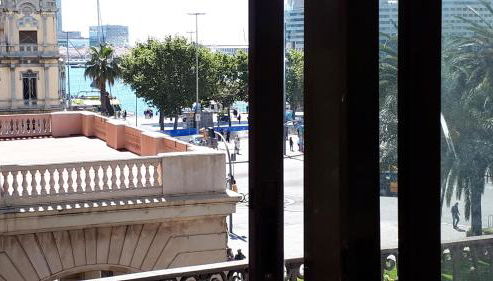 Beautiful Apartment on Las Ramblas with Port views - Photo 2