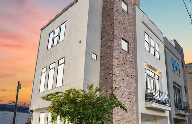 Urban Jungle Retreat in the HTX Skyline - Foto 25