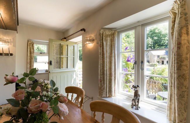 Stunning 2 Bed Cottage in Fordwells - Foto 33