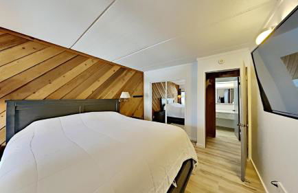 Great 3 Bedroom Condo with Washer and Dryer! - Foto 11