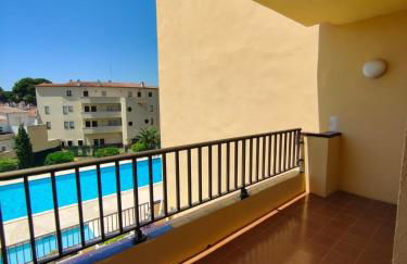 a 100mts playa,dos piscinas, wifi, luminoso - Foto 3