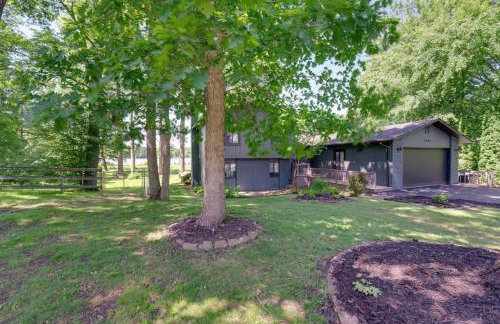 Lakefront Retreat with Views and Decks and Fire Pit - Foto 55