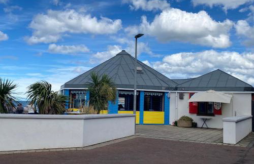 Lovely New 2 Bedroom Condo with Stunning Seaviews - Foto 19