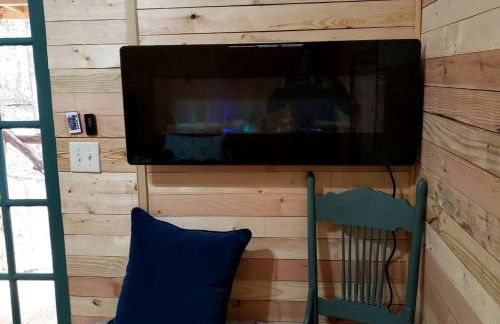 Dreamy Treehouse Cabin Oasis Near Piney River, Tennessee - Foto 2