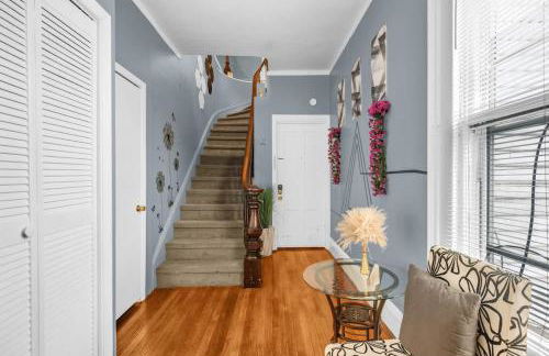 Enchanting 3BR Near Downtown Hartford Cozy & Modern with Parking - Foto 9