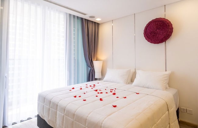 Vivian Lancaster Legacy Residence Luxury - Photo 10