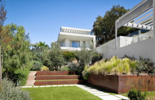 Luxury Villa Alma Pool, Garden & Parking - Foto 48