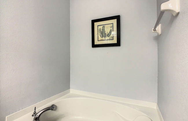 Calabria Villa Near Disney - Pool - Game Room - Foto 25