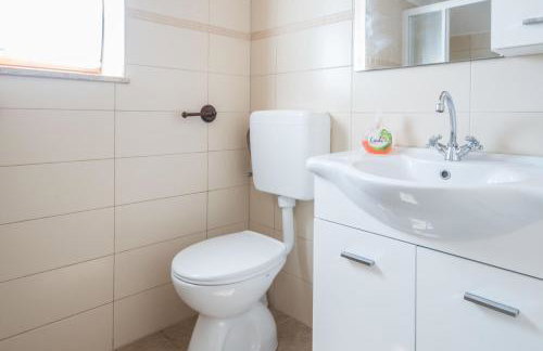 Villa Sandi, mediterranean Villa with pool and jacuzzi - Foto 28