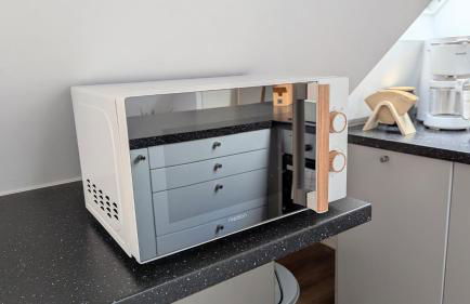 have-a-nice-Stay - helles Dachgeschoss, U-Bahn nach Hamburg 400m - Bäcker & Restaurants 500m - Lidl 800m - Zentrum 1,5km - Foto 22