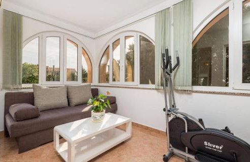 Nice Apartment In Garica With Wifi - Photo 26