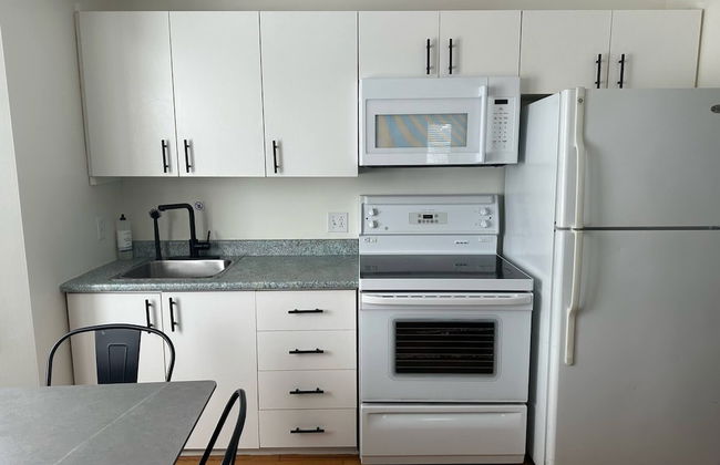 Renovated Chalet for Rent in Front of the Lake - Foto 12