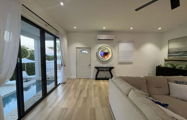 The White House TCI Guest House - Foto 11