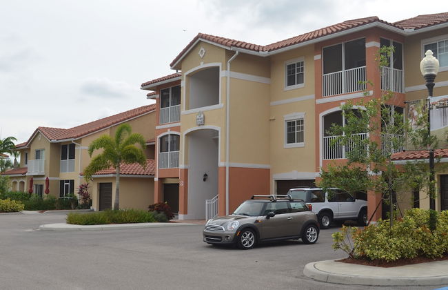 Fort Myers Luxury Vacation Condo - Photo 39