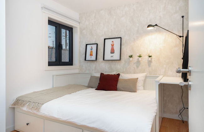 C314 Riverside View Premium Apartment w/ AC & Terrace - Foto 9