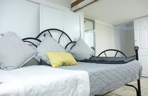 Best EWR Airport Studio-Hot Tub-Free Parking - Foto 42