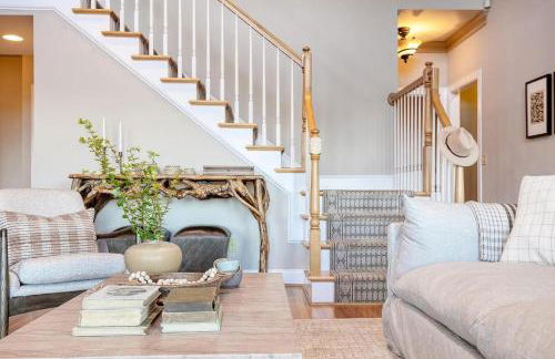 Hot Tub, Deck w/ Breathtaking Mountain Views - Foto 13