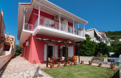 Irini Seaside Studios - Photo 16