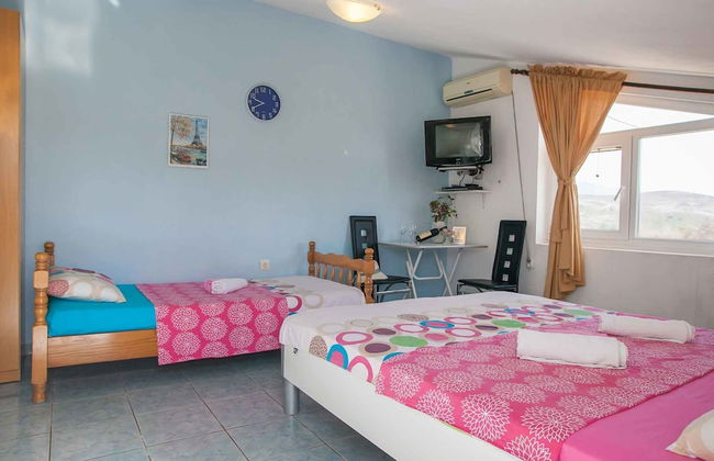 Maki Apartments - Photo 14