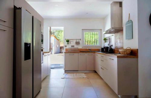 La Bastide Blanche Magnifique villa 5 étoiles 5 chambres et piscine privée sur 6500 m VAR - Foto 28