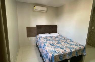 FLAT COMPLETO PERTO DE TUDO WIFi GARAGEM ACADEMIA - Foto 3