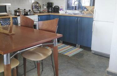 Rebekka's Guest House Elani - Foto 18