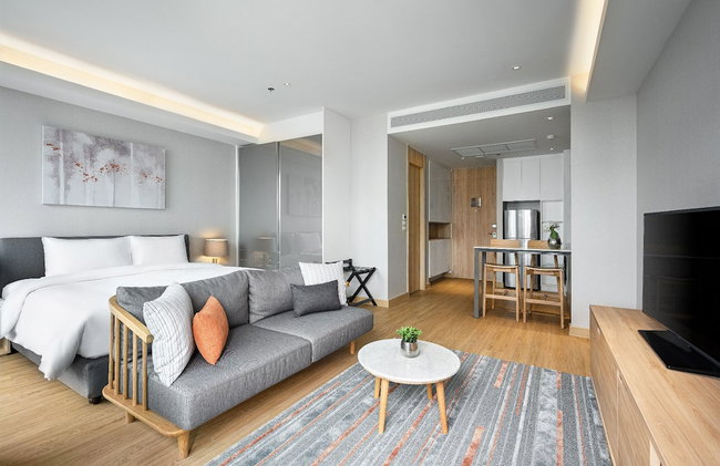 Oakwood Suites Bangkok - Photo 31