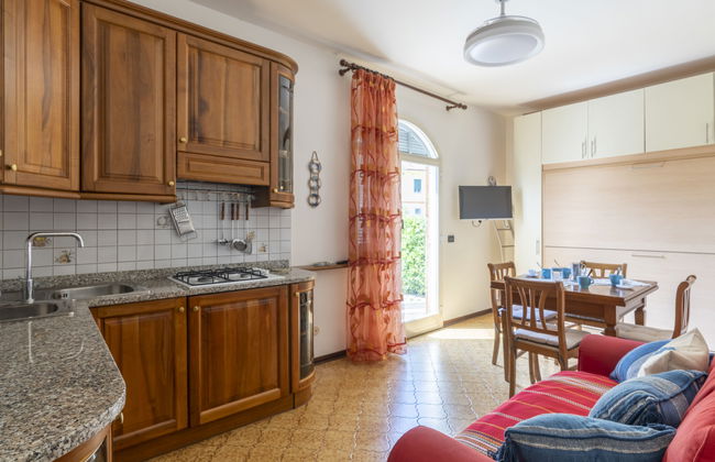 1 bedroom Apartment in San Bartolomeo al Mare with swimming pool and garden - Photo 6