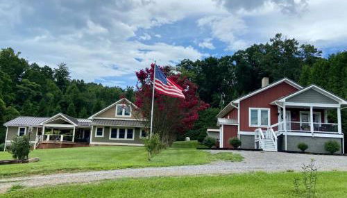 The Farmhouse at Wolfehaven - Foto 2