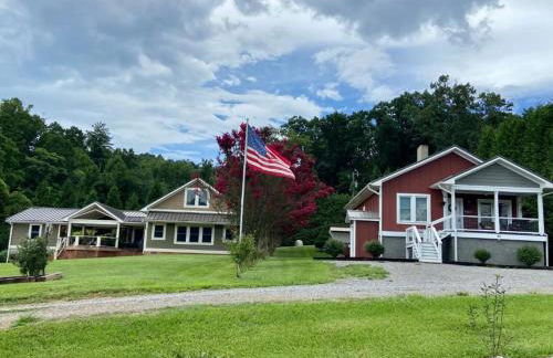 The Farmhouse at Wolfehaven - Foto 2