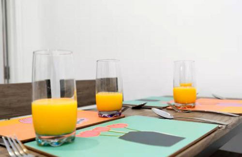 DiscountsContractorsWIFIFree ParkingSmart TV - Foto 14