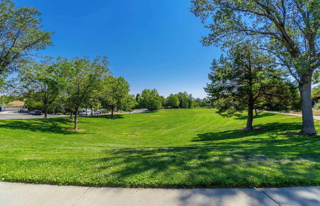 Modern 3-bedroom Escape in Northwest Reno - Photo 25