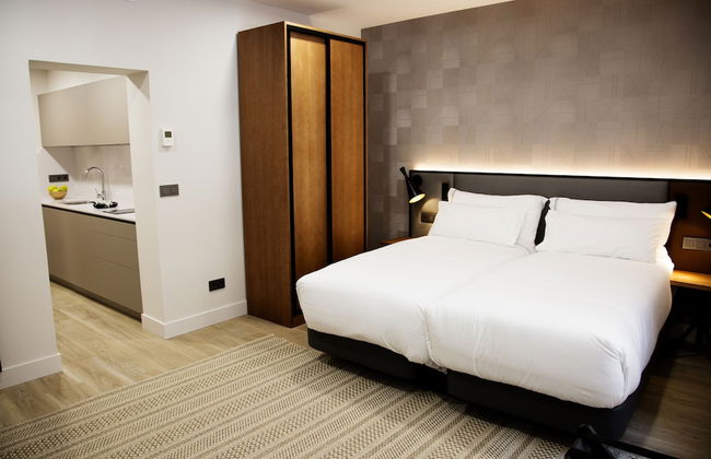 Prisma Suites - Photo 3