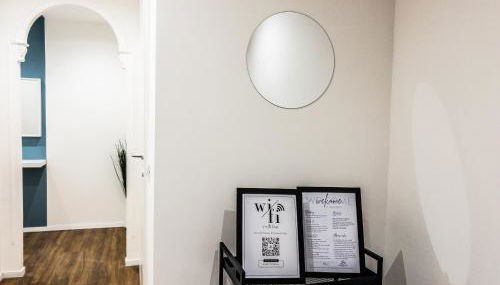 Blue Apartment - Airport 8 min - AC - Smart TV - Foto 5